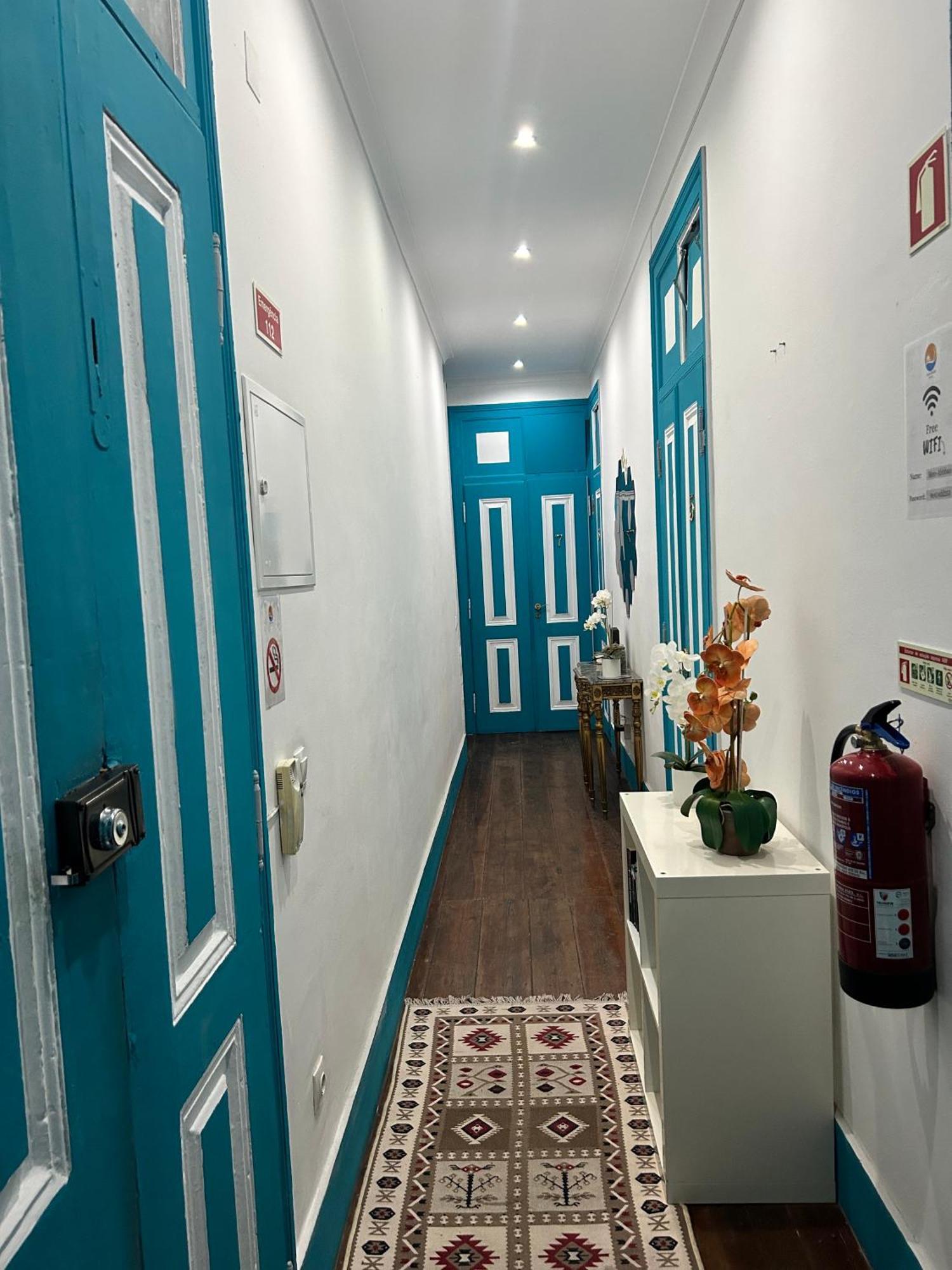 Farol Bed And Breakfast Almada Bagian luar foto