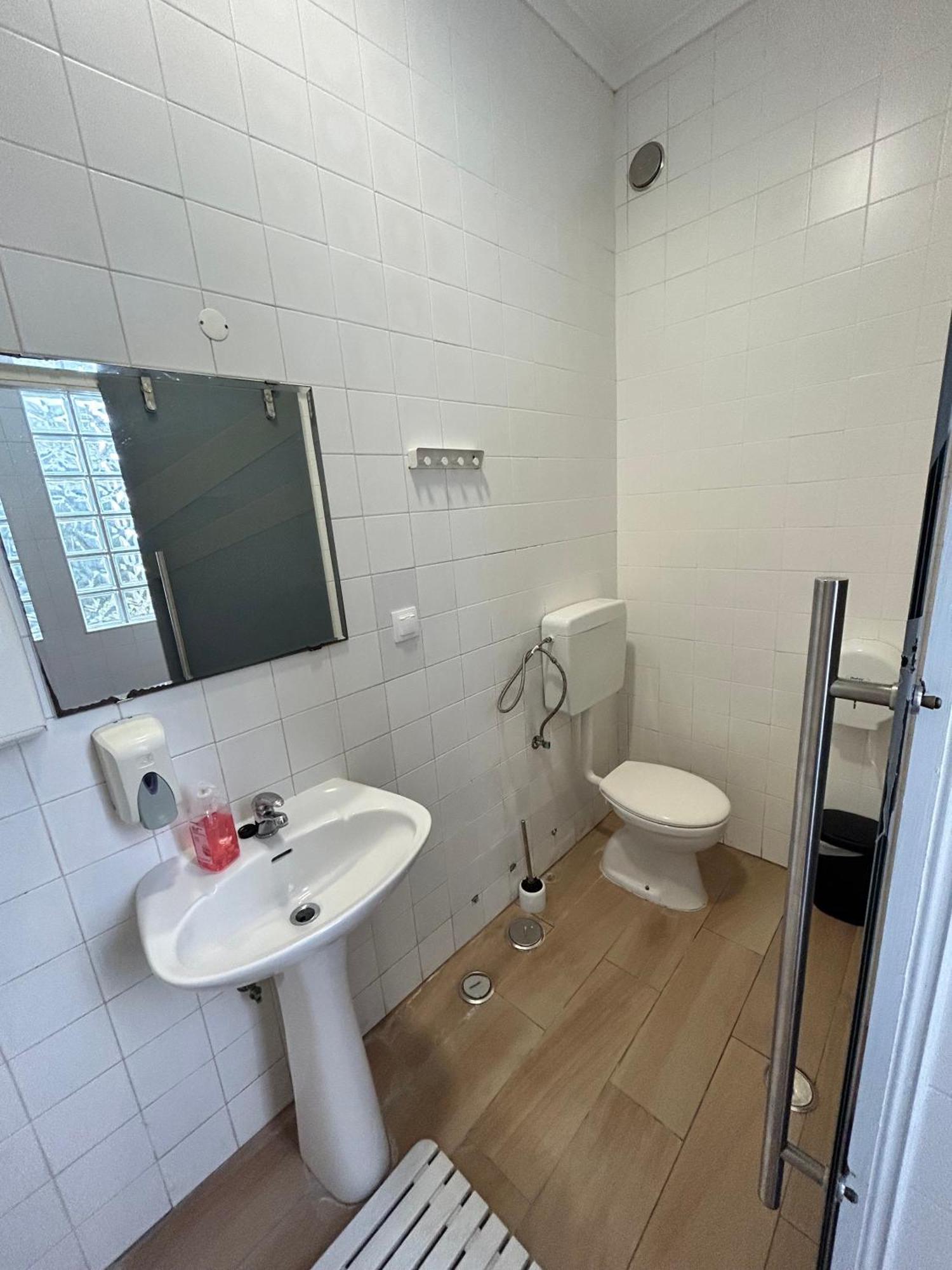 Farol Bed And Breakfast Almada Bagian luar foto