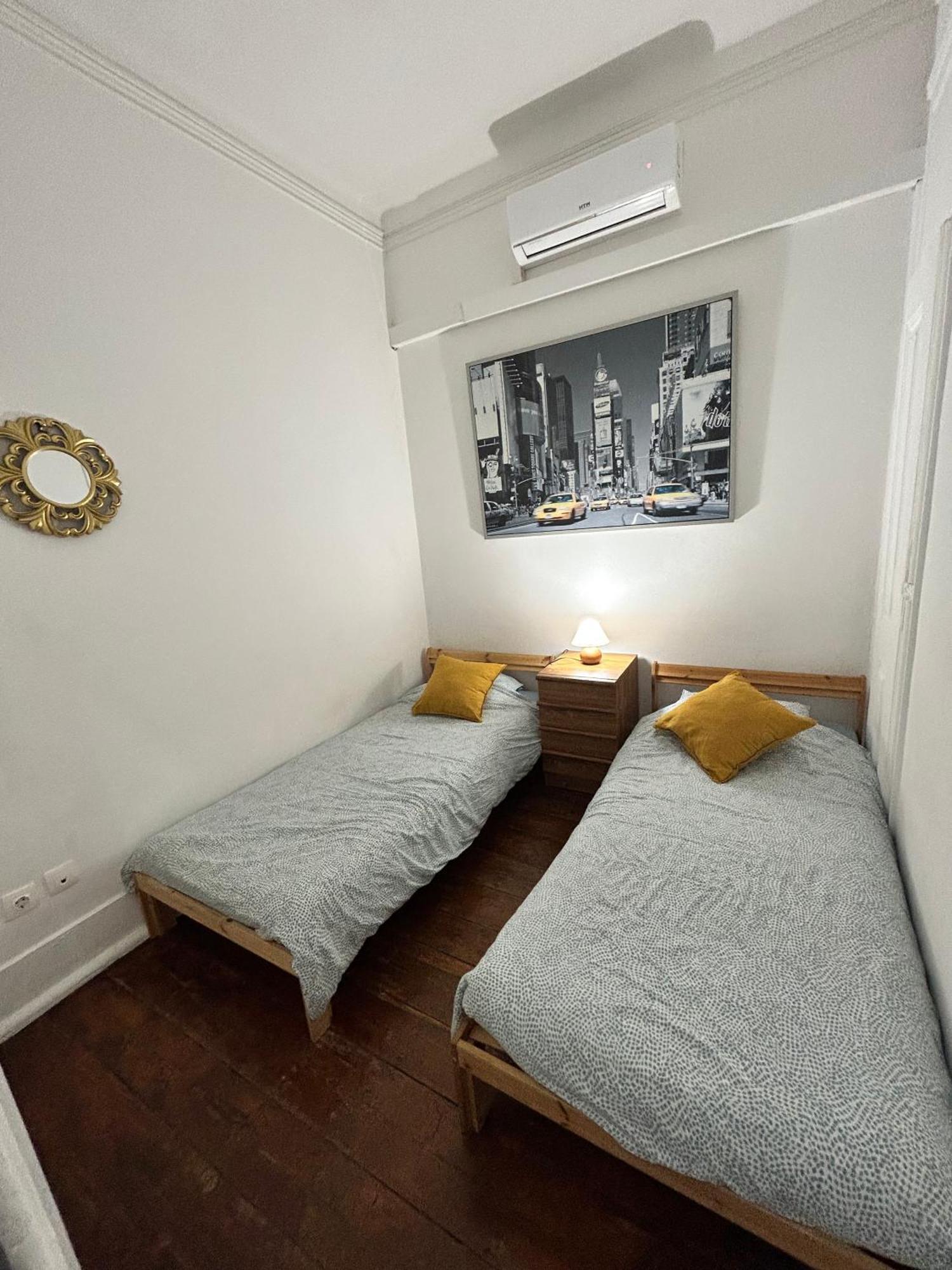 Farol Bed And Breakfast Almada Bagian luar foto