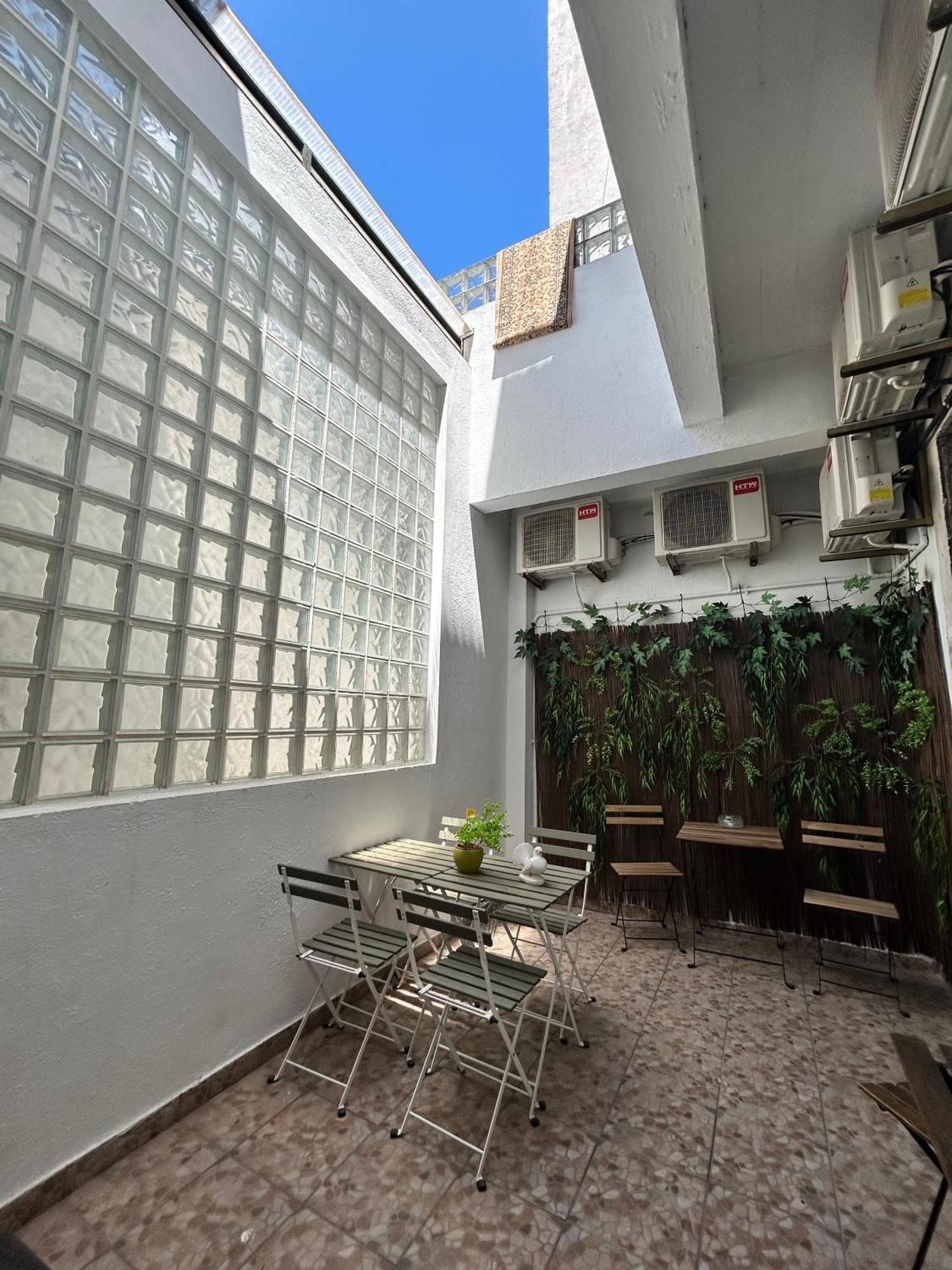 Farol Bed And Breakfast Almada Bagian luar foto